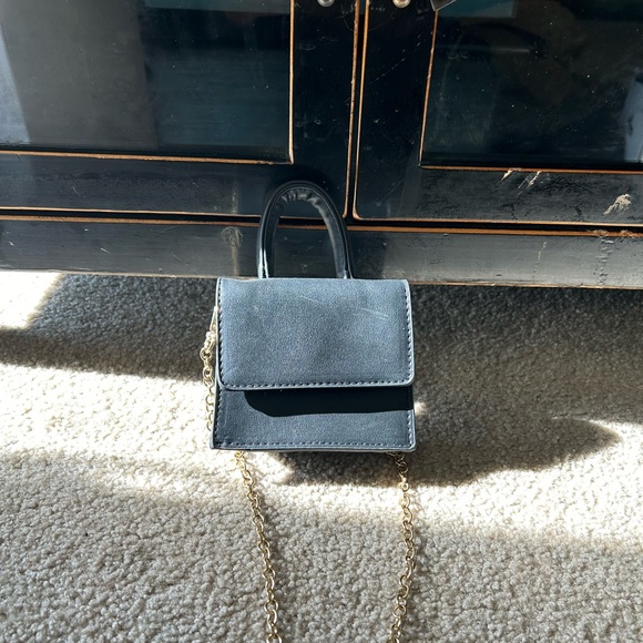 New- Mini bag I’m with gold chain strap - Picture 2 of 2